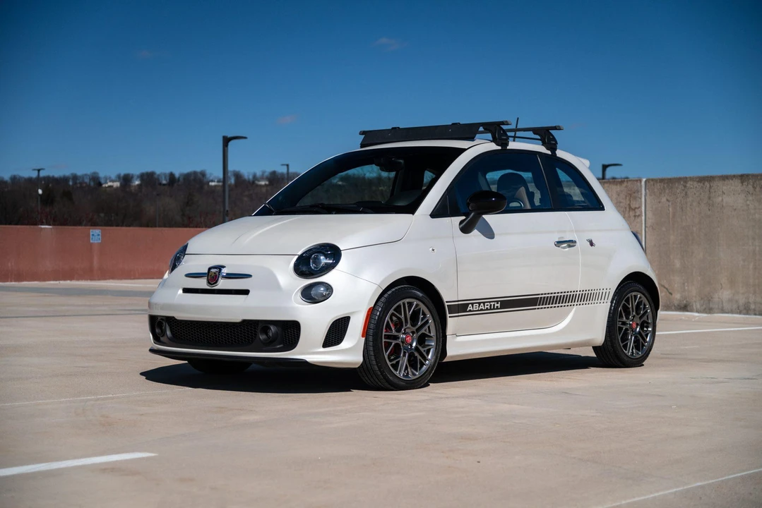2017 Fiat Abarth 500 - Image 7 of 31