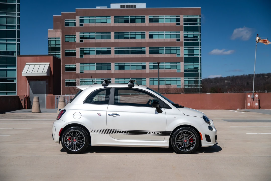 2017 Fiat Abarth 500 - Image 25 of 31
