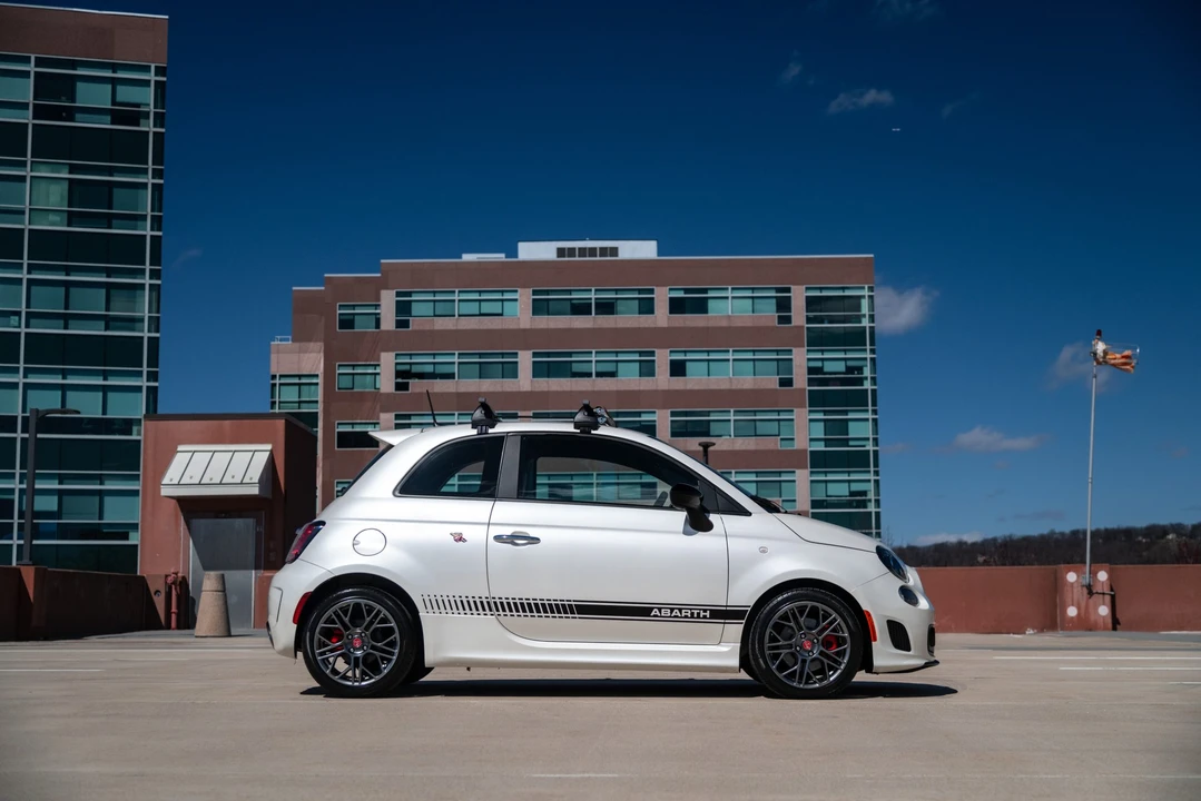 2017 Fiat Abarth 500 - Image 22 of 31