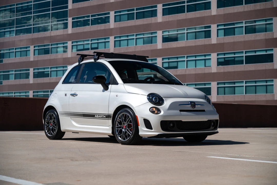 2017 Fiat Abarth 500 - Image 15 of 31