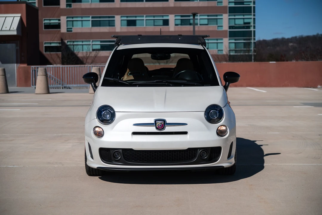2017 Fiat Abarth 500 - Image 10 of 31