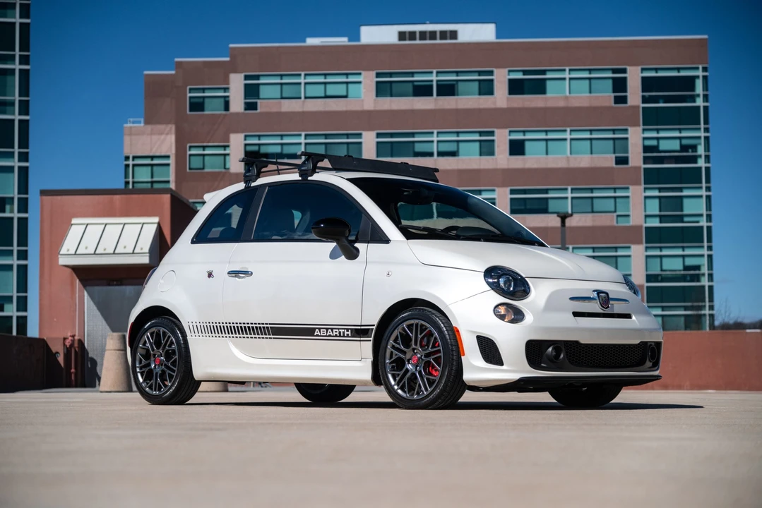 2017 Fiat Abarth 500 - Image 21 of 31