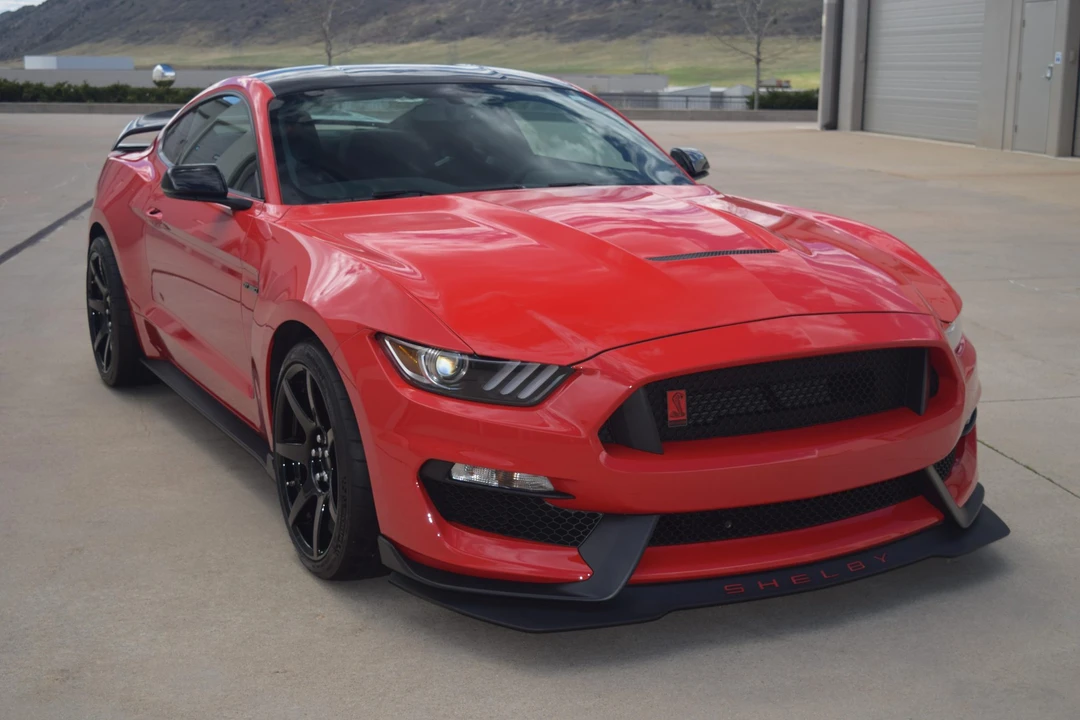 2017 Ford S550 Shelby Mustang GT350R - Image 2 of 31