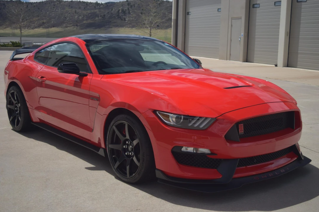 2017 Ford S550 Shelby Mustang GT350R - Image 3 of 31
