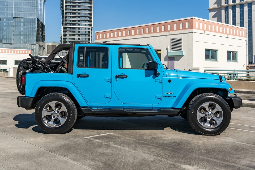 2017 Jeep JK Wrangler - Image 5 of 31
