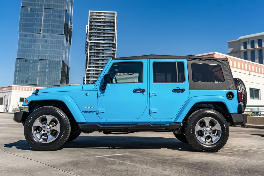 2017 Jeep JK Wrangler - Image 19 of 31