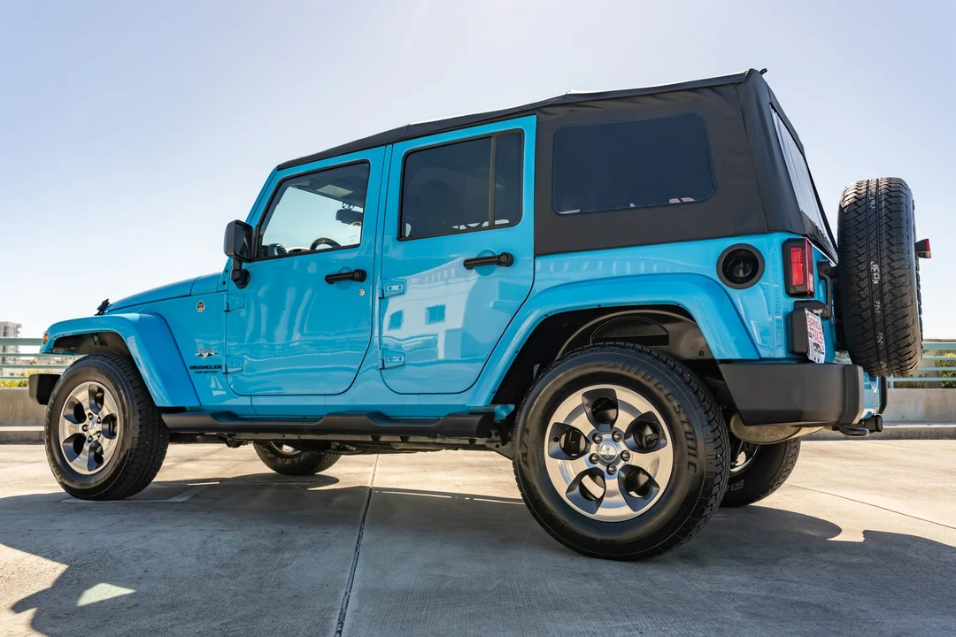 2017 Jeep JK Wrangler - Image 18 of 31