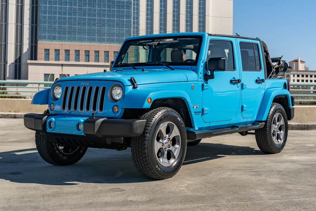 2017 Jeep JK Wrangler - Image 2 of 31