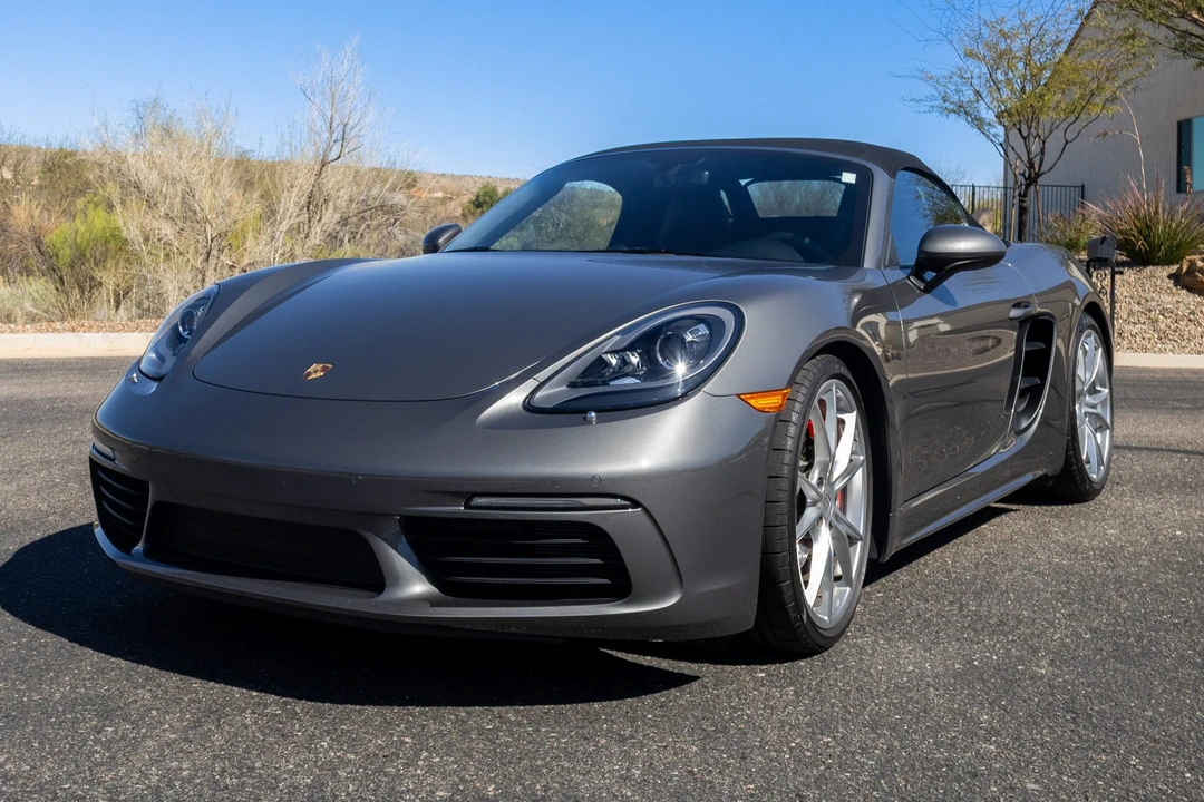 2017 Porsche 718 Boxster S - Image 10 of 31