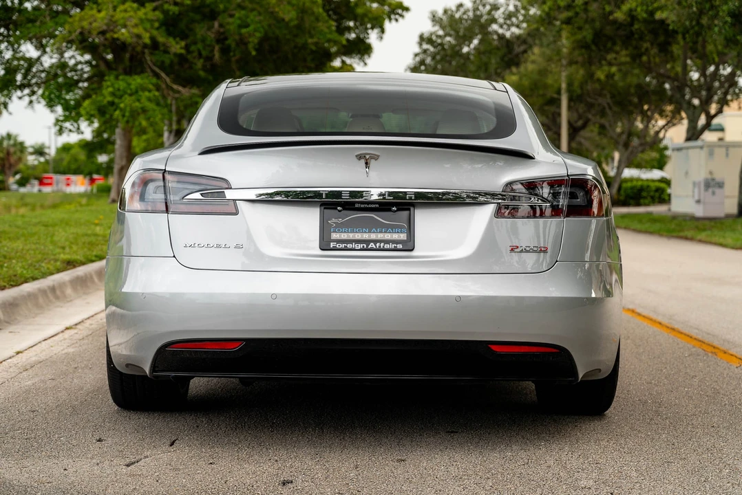 2017 Tesla Model S - Image 11 of 31