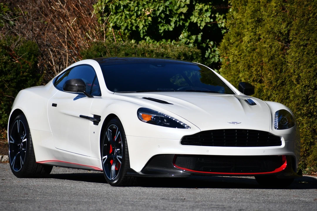 2018 Aston Martin Vanquish 2nd Gen - Image 11 of 31