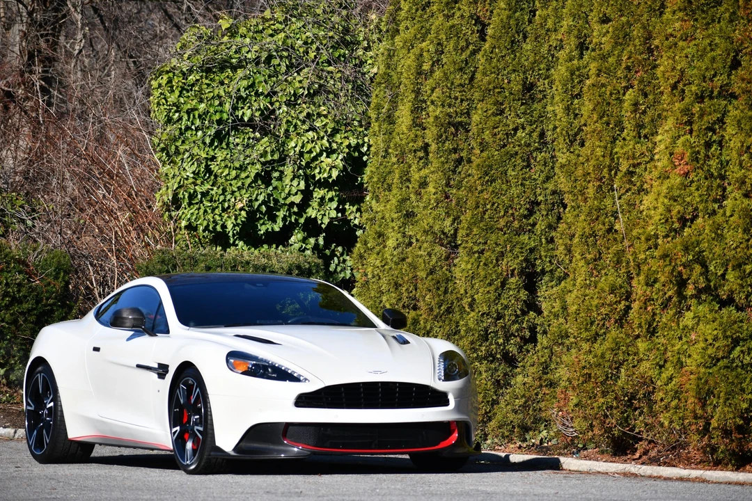 2018 Aston Martin Vanquish 2nd Gen - Image 13 of 31