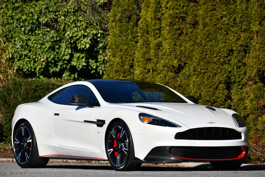 2018 Aston Martin Vanquish 2nd Gen - Image 14 of 31