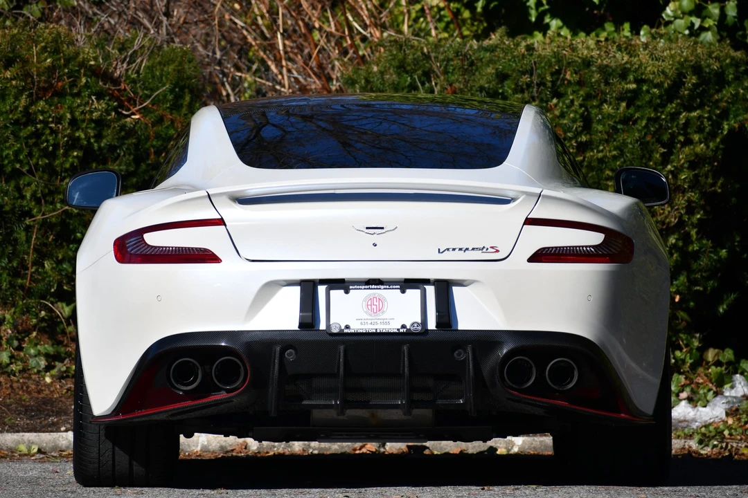 2018 Aston Martin Vanquish 2nd Gen - Image 18 of 31