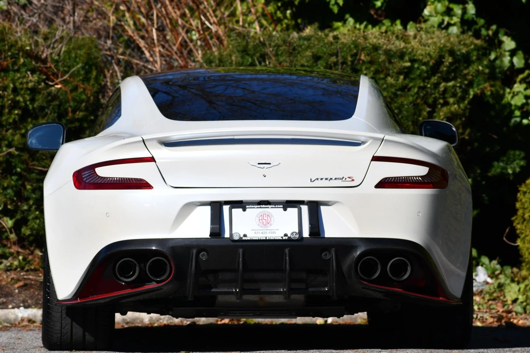 2018 Aston Martin Vanquish 2nd Gen - Image 19 of 31