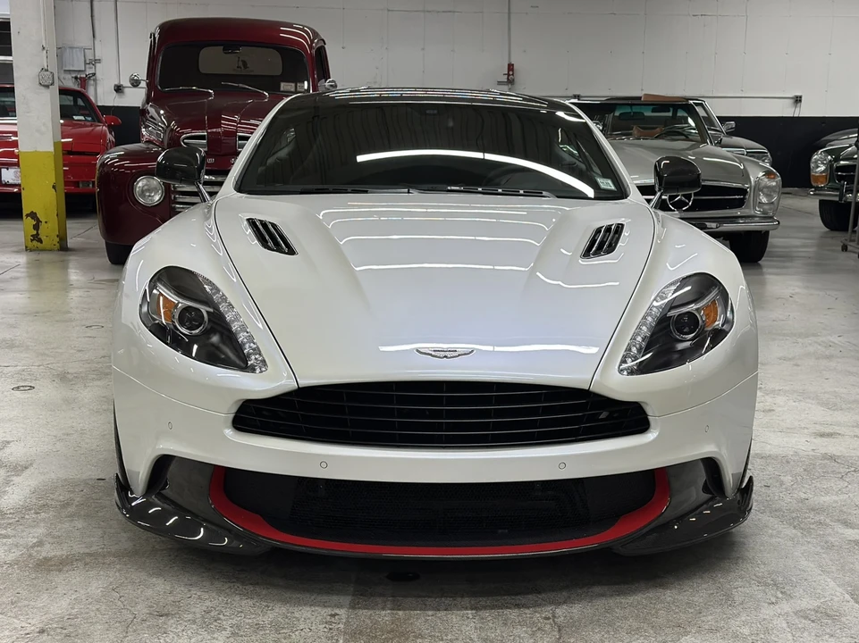 2018 Aston Martin Vanquish 2nd Gen - Image 9 of 31