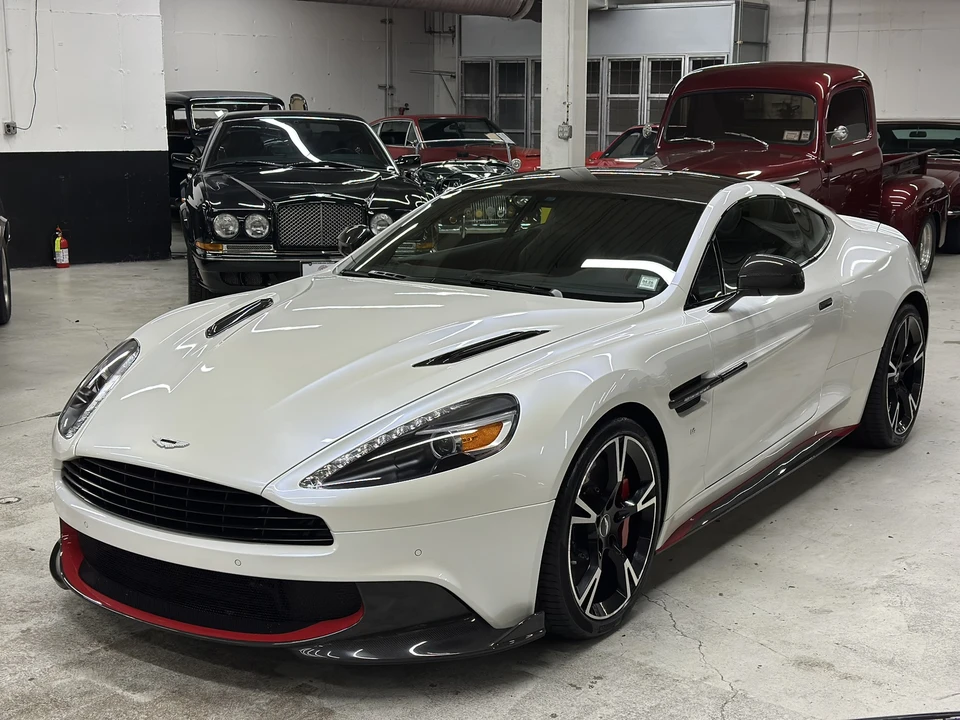 2018 Aston Martin Vanquish 2nd Gen - Image 2 of 31