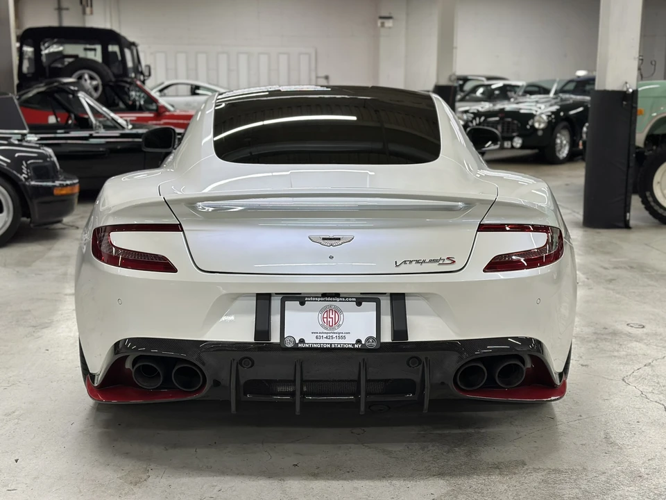 2018 Aston Martin Vanquish 2nd Gen - Image 5 of 31