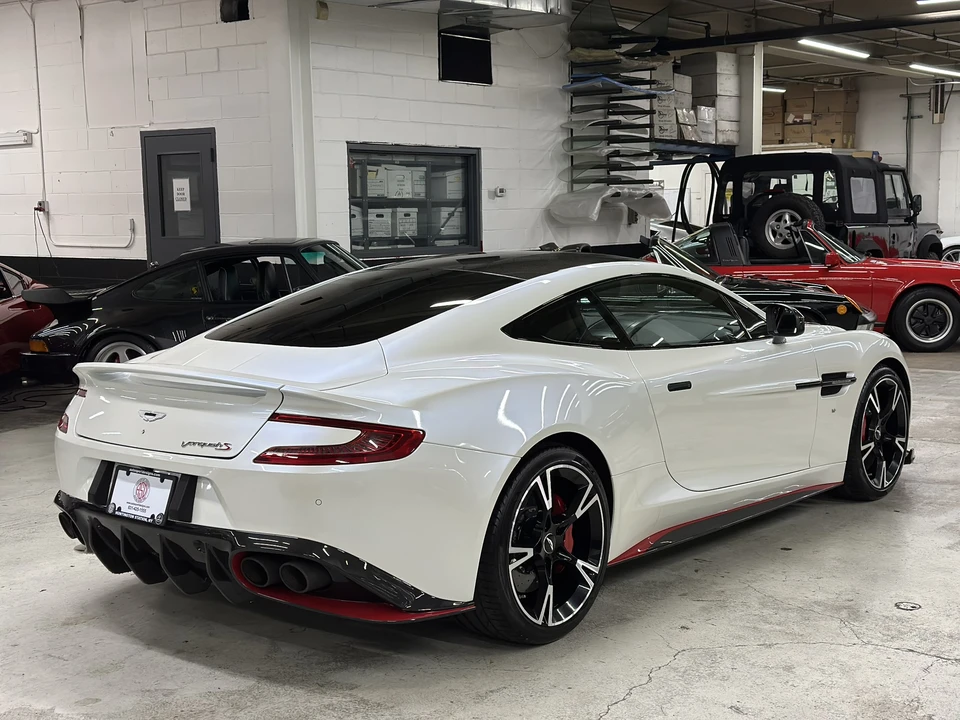2018 Aston Martin Vanquish 2nd Gen - Image 6 of 31