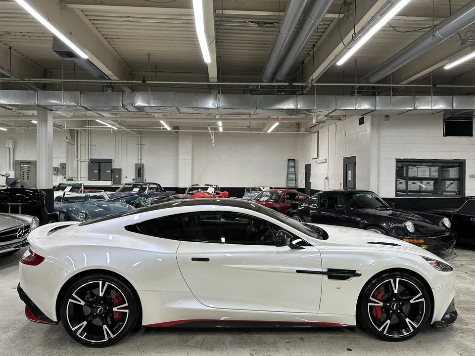 2018 Aston Martin Vanquish 2nd Gen - Image 7 of 31