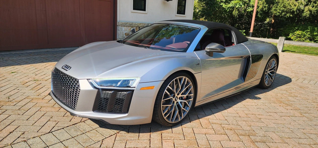 2018 Audi 4S R8 - Image 5 of 31