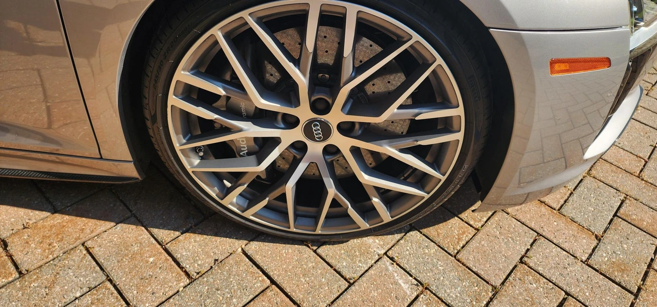 2018 Audi 4S R8 - Image 22 of 31