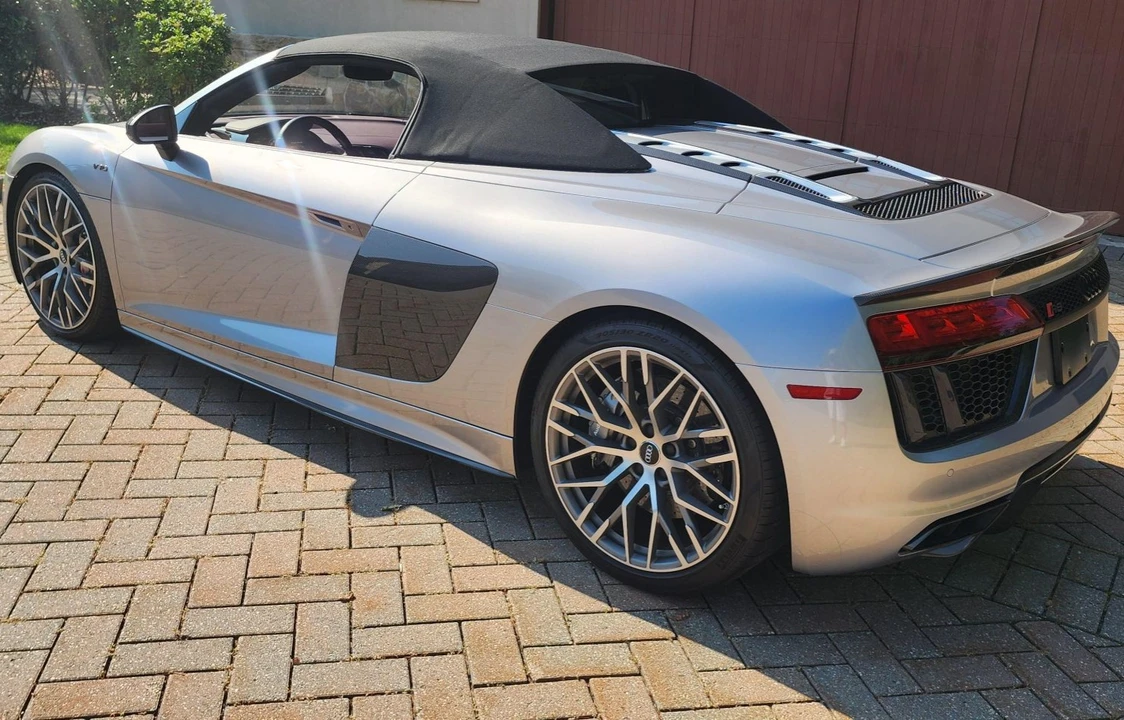 2018 Audi 4S R8 - Image 9 of 31