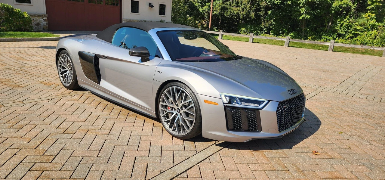 2018 Audi 4S R8 - Image 15 of 31