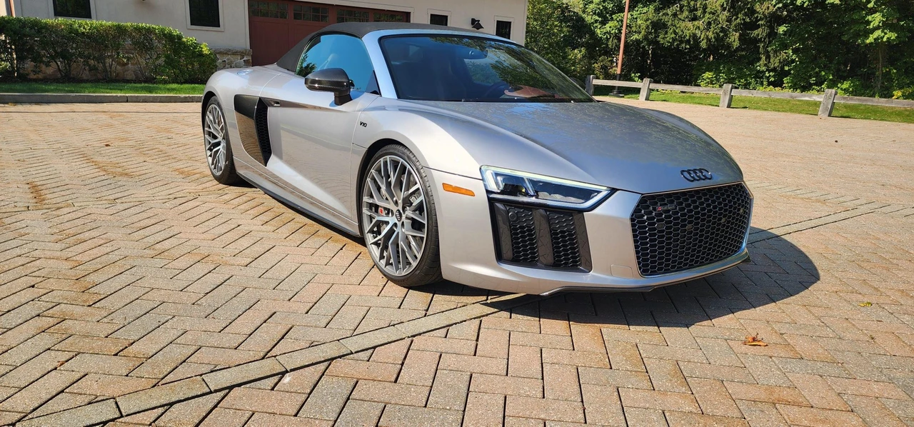 2018 Audi 4S R8 - Image 2 of 31