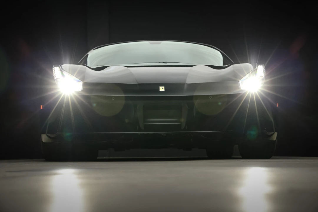 2018 Ferrari 488 GTB - Image 13 of 31