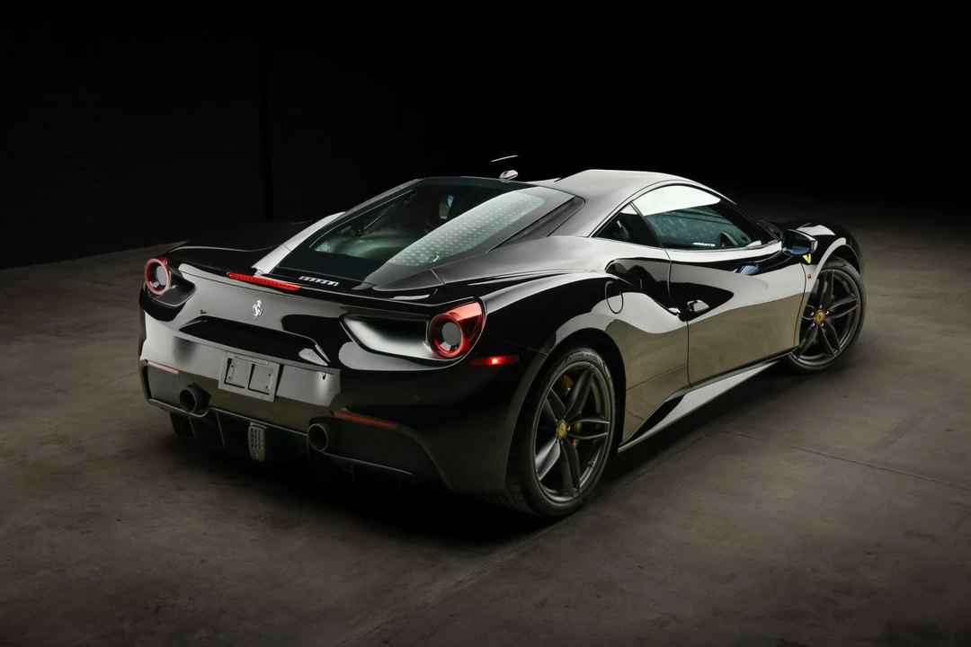 2018 Ferrari 488 GTB - Image 30 of 31