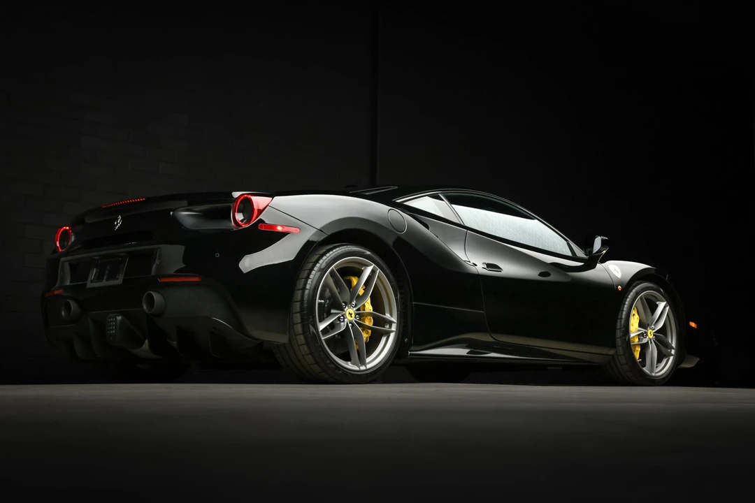 2018 Ferrari 488 GTB - Image 26 of 31
