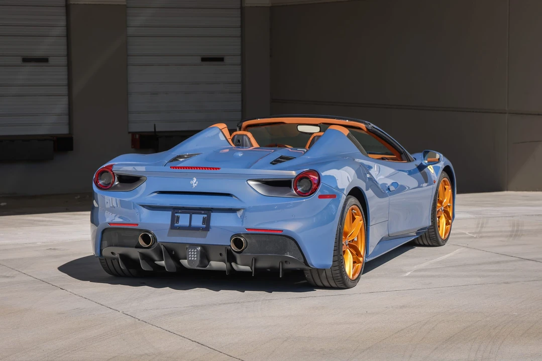 2018 Ferrari 488 Spider - Image 14 of 31