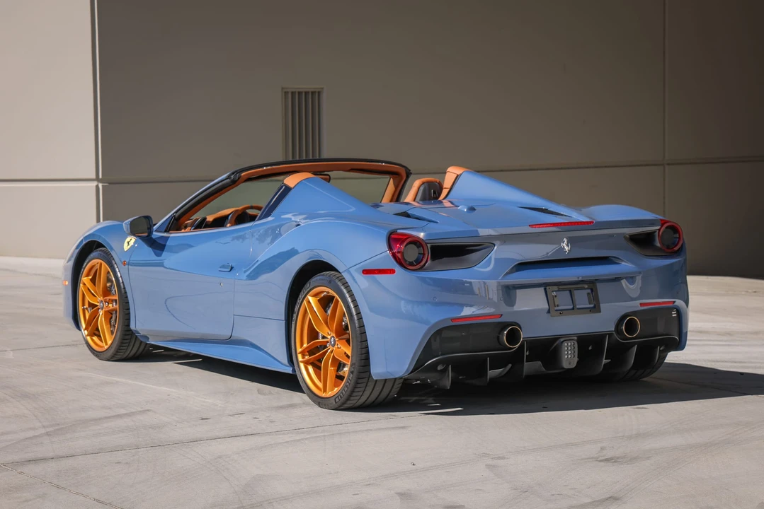 2018 Ferrari 488 Spider - Image 17 of 31