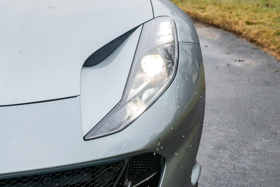 2018 Ferrari 812 Superfast - Image 17 of 31