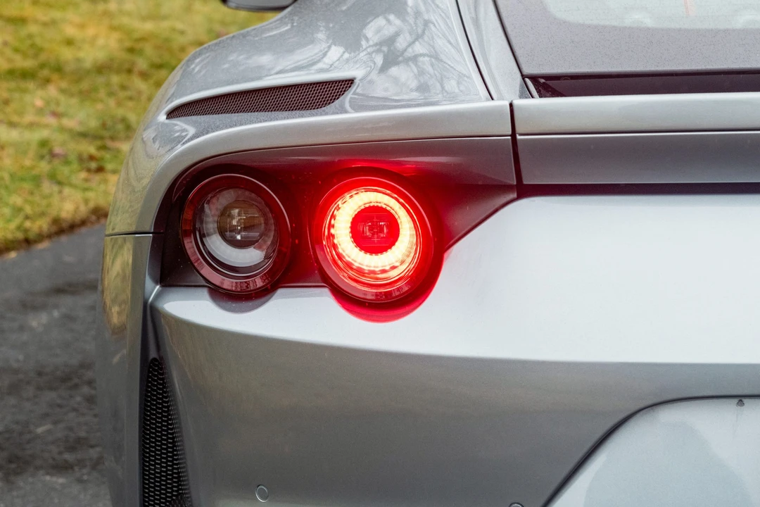 2018 Ferrari 812 Superfast - Image 27 of 31