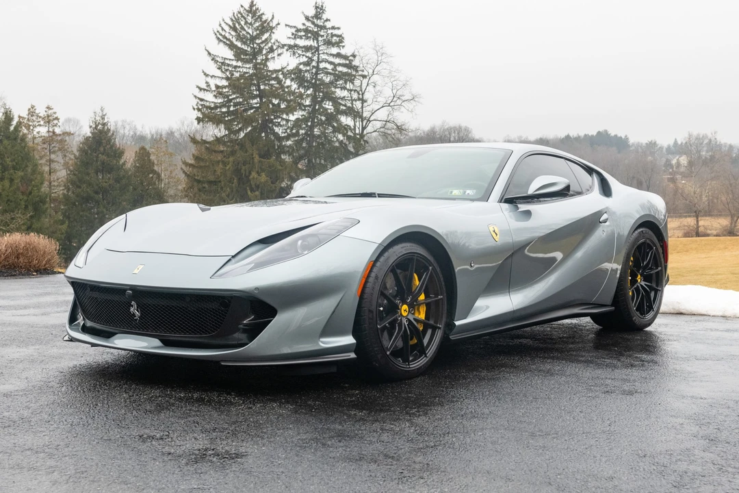 2018 Ferrari 812 Superfast - Image 2 of 31