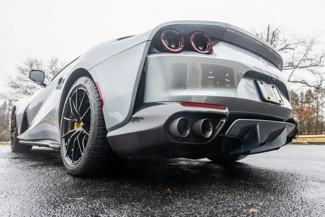 2018 Ferrari 812 Superfast - Image 23 of 31