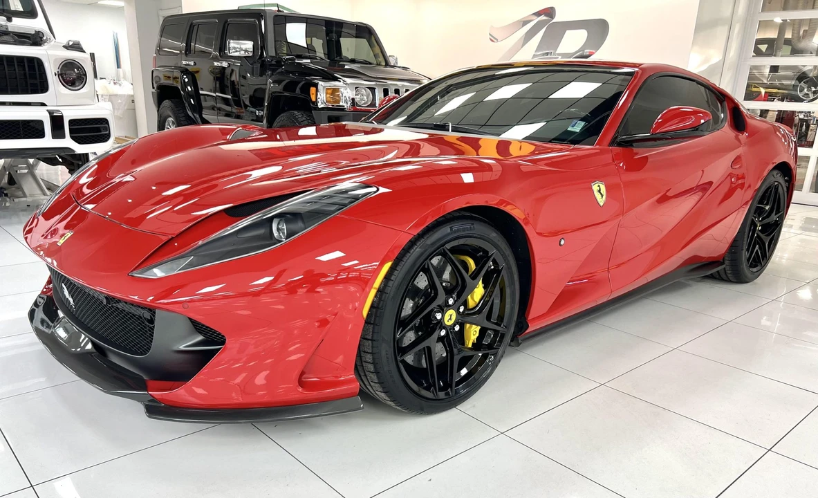 2018 Ferrari 812 Superfast - Image 22 of 31