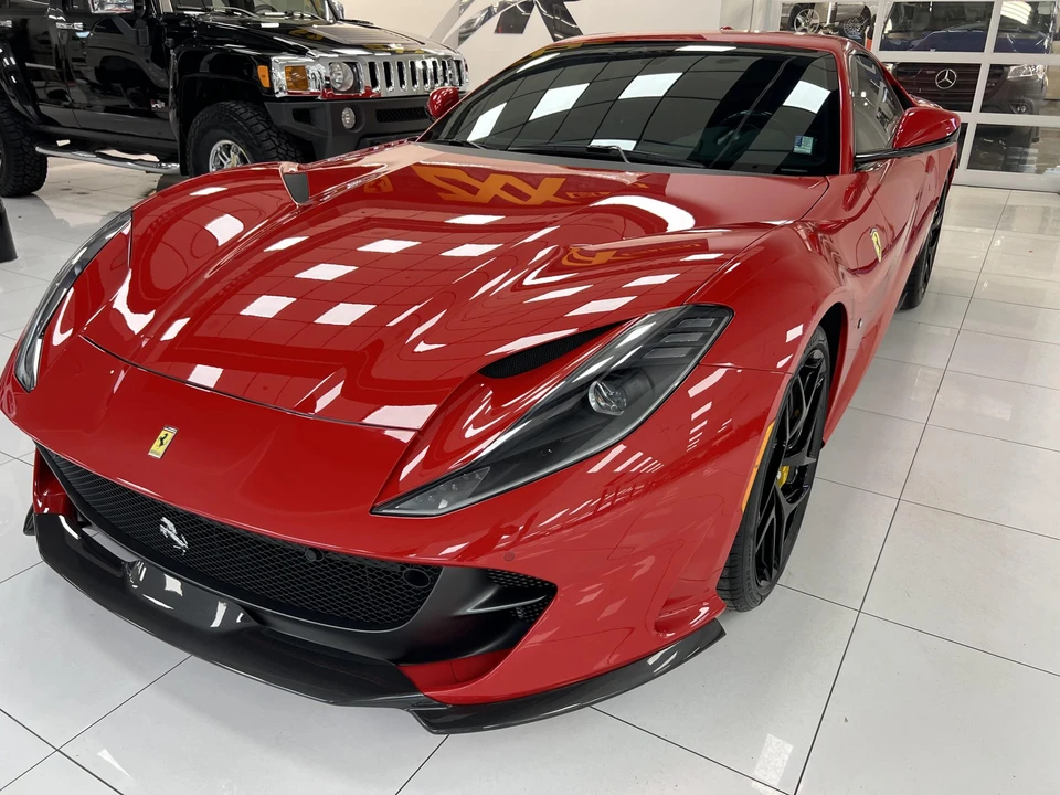 2018 Ferrari 812 Superfast - Image 24 of 31