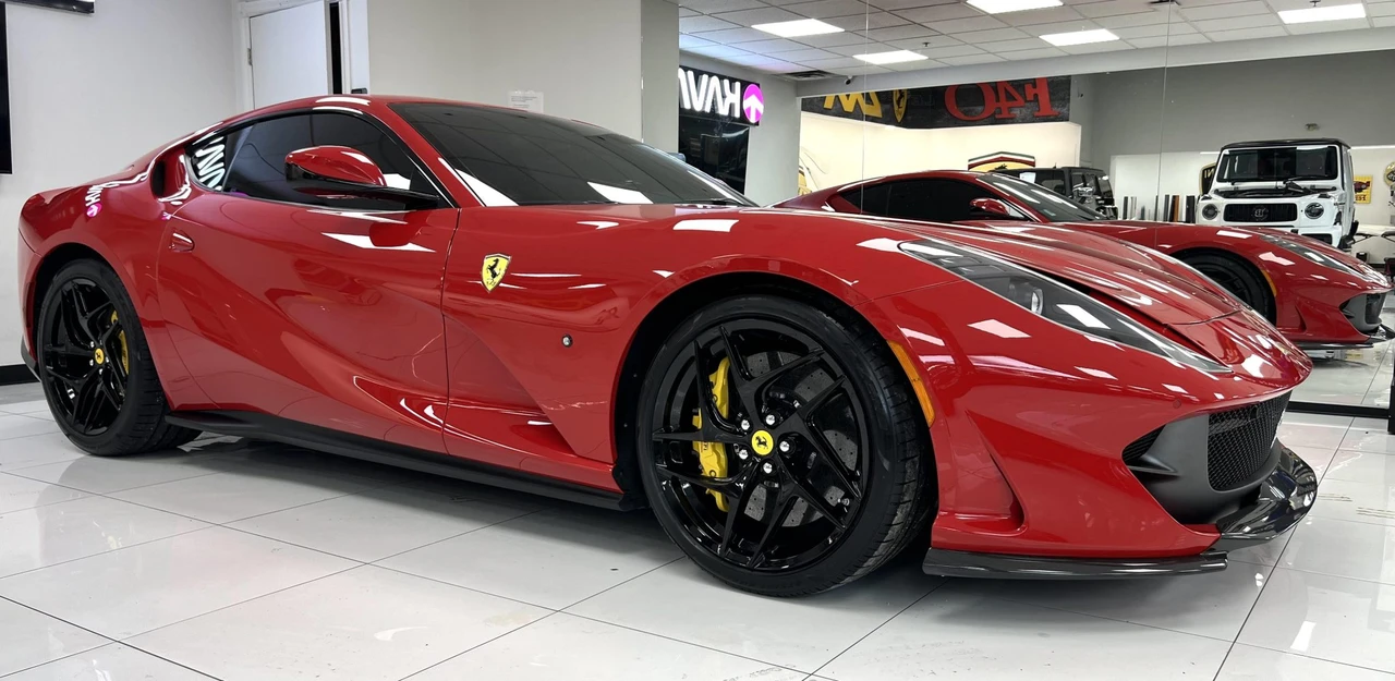 2018 Ferrari 812 Superfast - Image 29 of 31