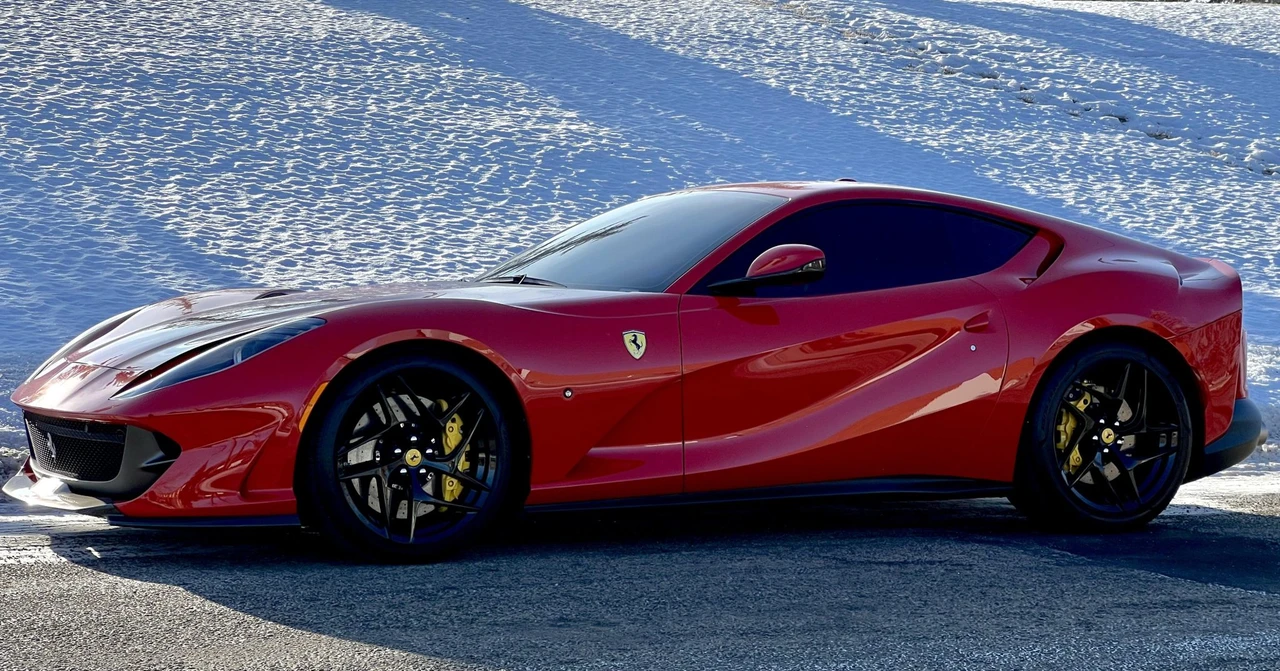 2018 Ferrari 812 Superfast - Image 20 of 31