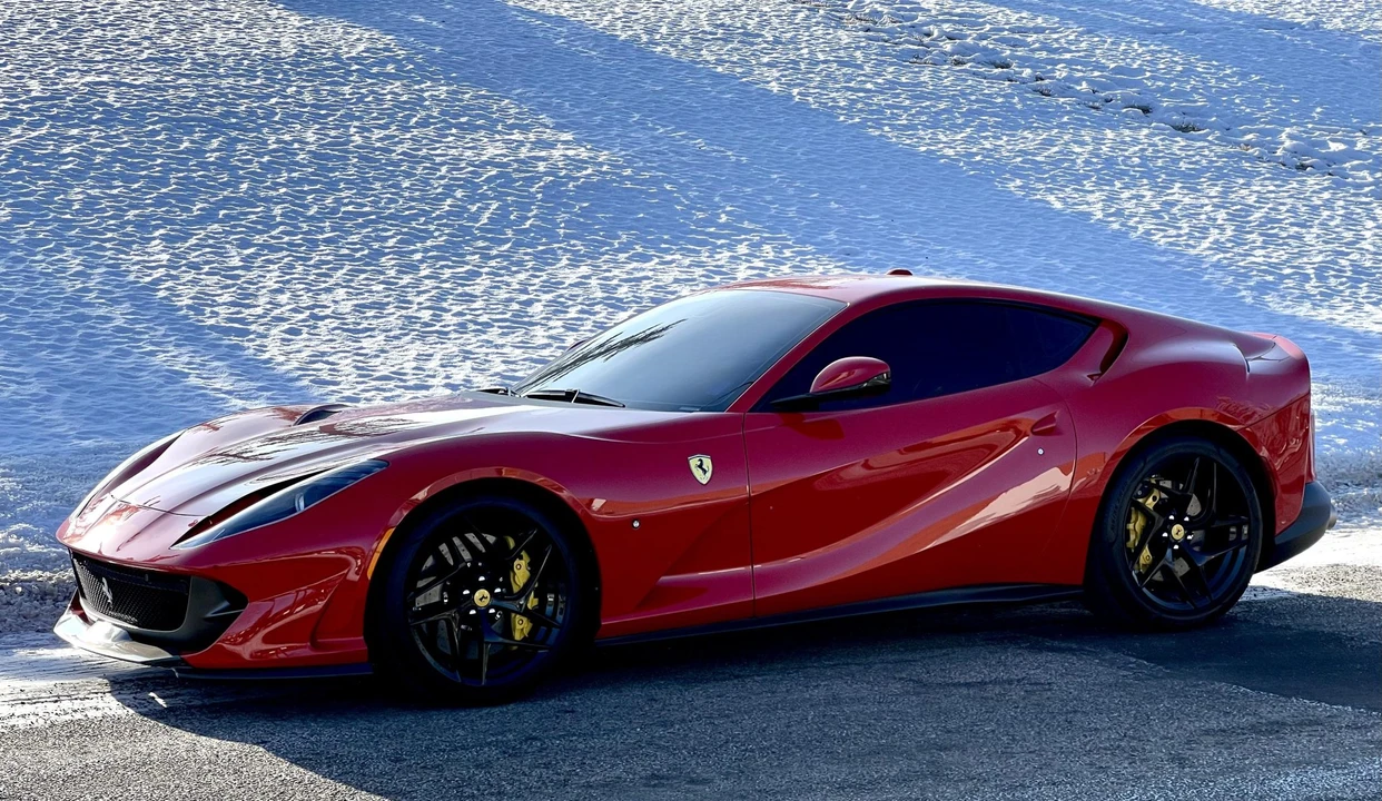 2018 Ferrari 812 Superfast - Image 21 of 31