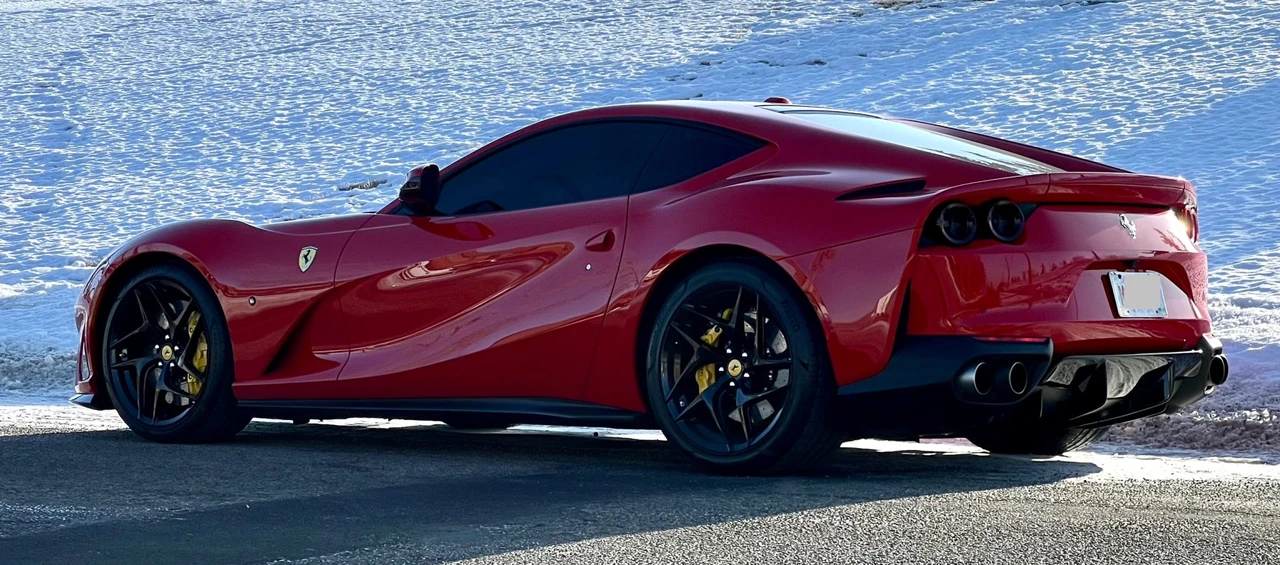 2018 Ferrari 812 Superfast - Image 18 of 31