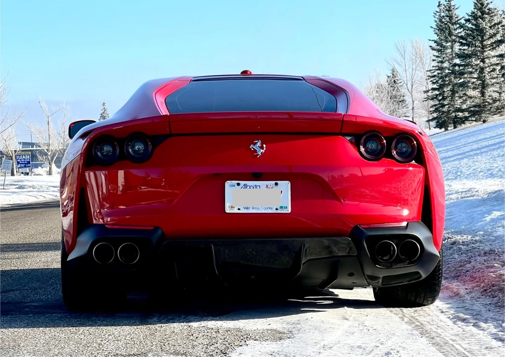 2018 Ferrari 812 Superfast - Image 15 of 31