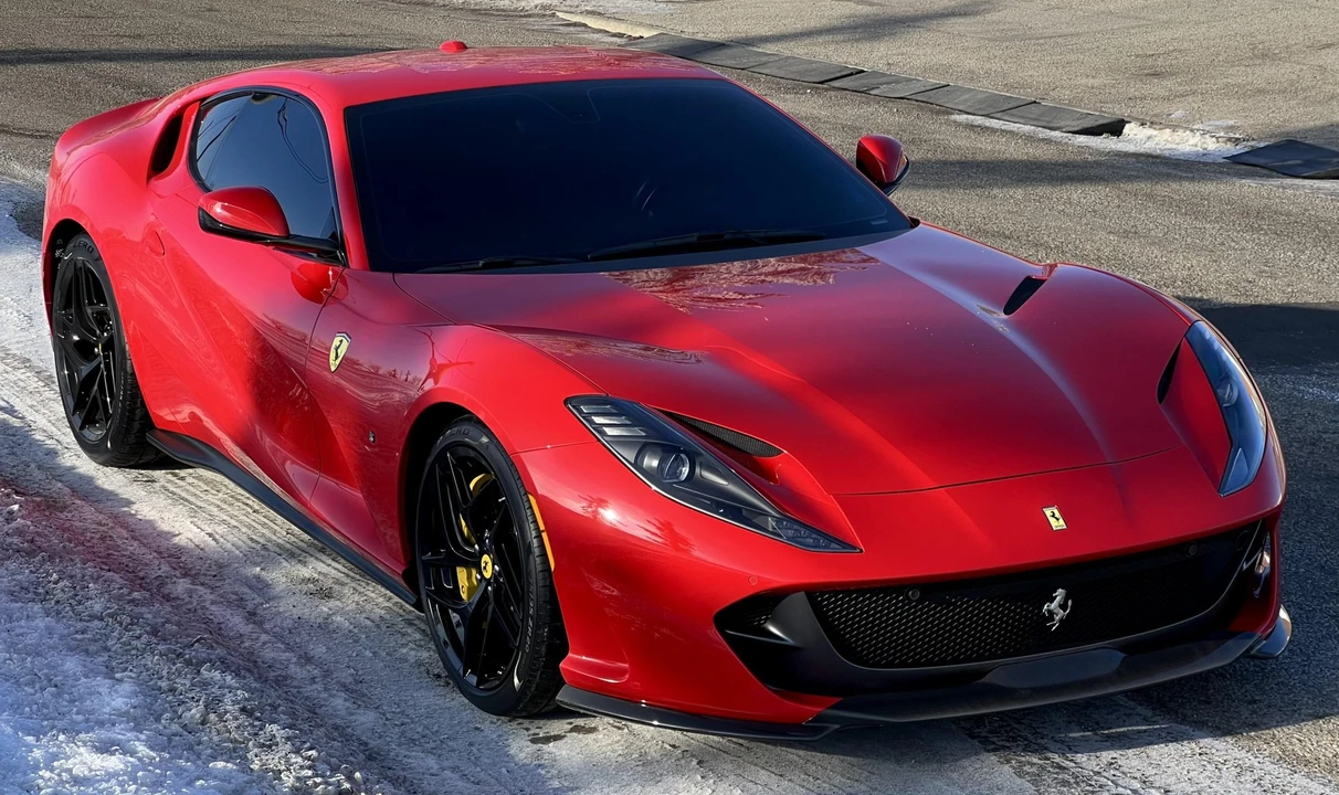2018 Ferrari 812 Superfast - Image 7 of 31
