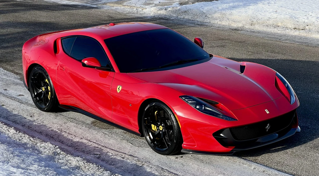 2018 Ferrari 812 Superfast - Image 8 of 31