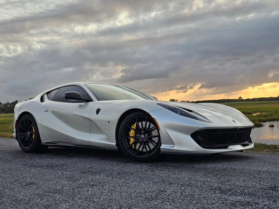 2018 Ferrari 812 Superfast - Image 23 of 31