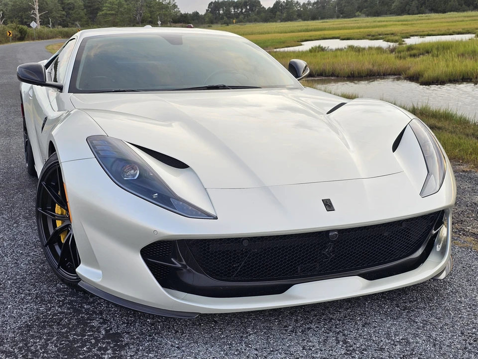 2018 Ferrari 812 Superfast - Image 16 of 31