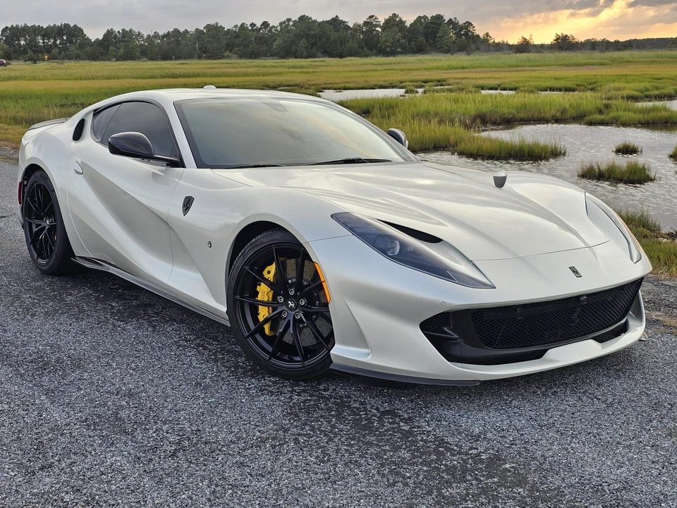 2018 Ferrari 812 Superfast - Image 21 of 31